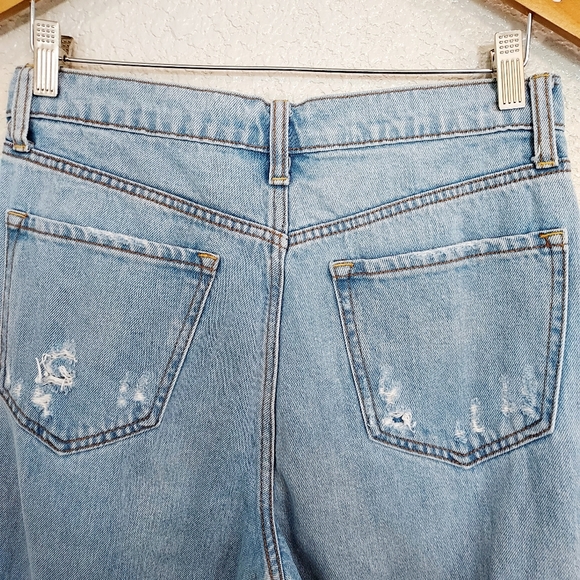 Cello Light Wash Distressed Wide Leg High Rise Jeans Size 7/28 - Picture 9 of 12